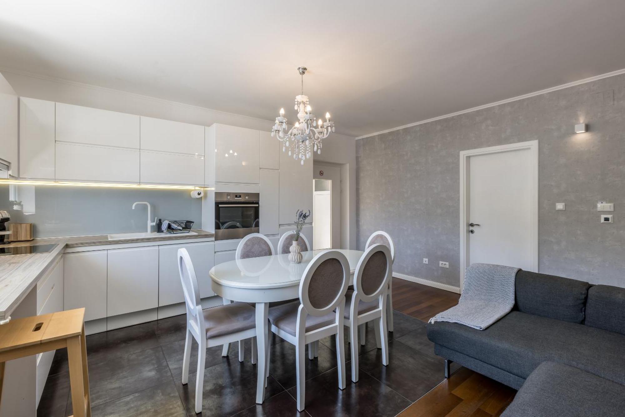 Central Park Apartment With Terrace สปลิท ภายนอก รูปภาพ