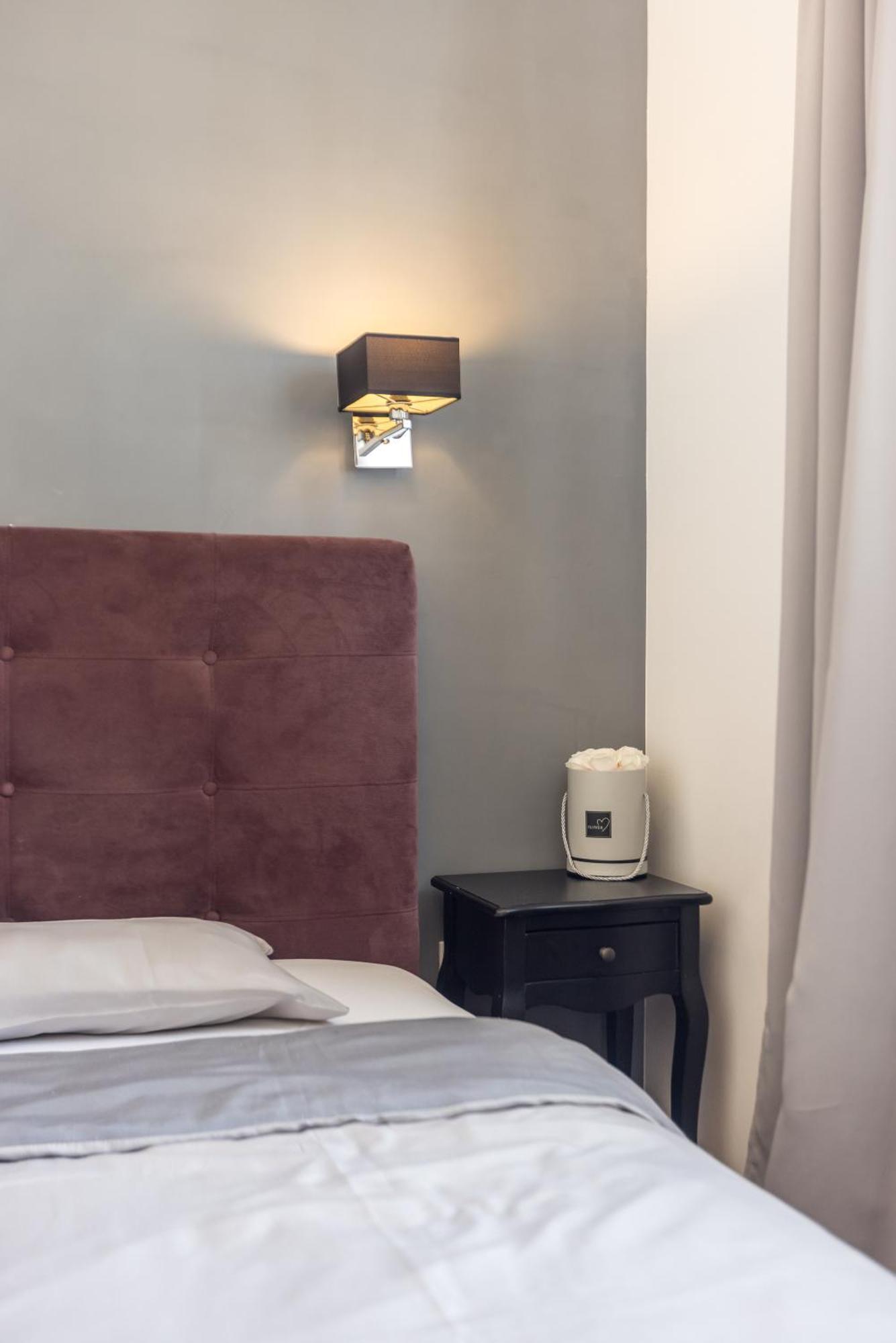 Central Park Apartment With Terrace สปลิท ภายนอก รูปภาพ