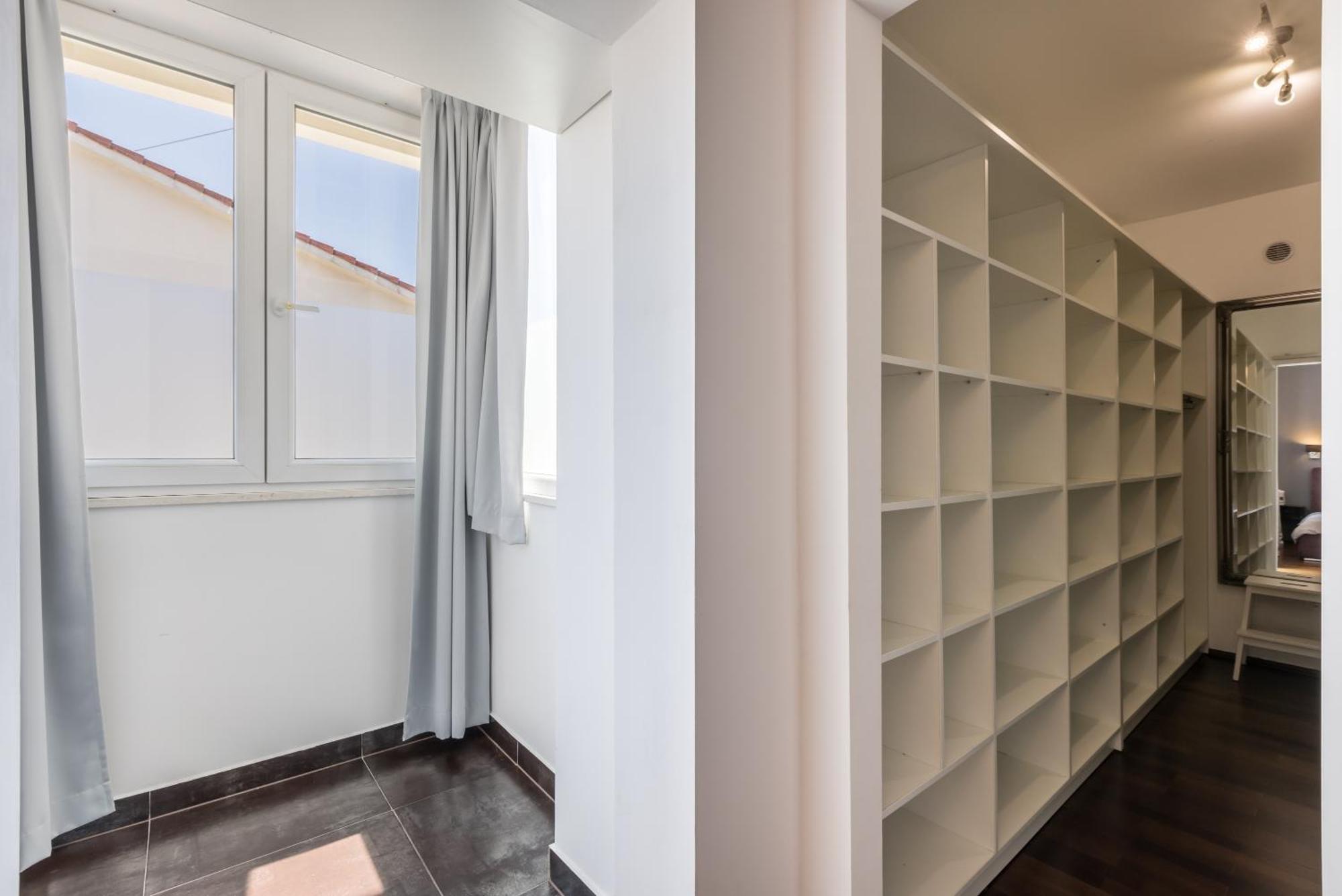 Central Park Apartment With Terrace สปลิท ภายนอก รูปภาพ